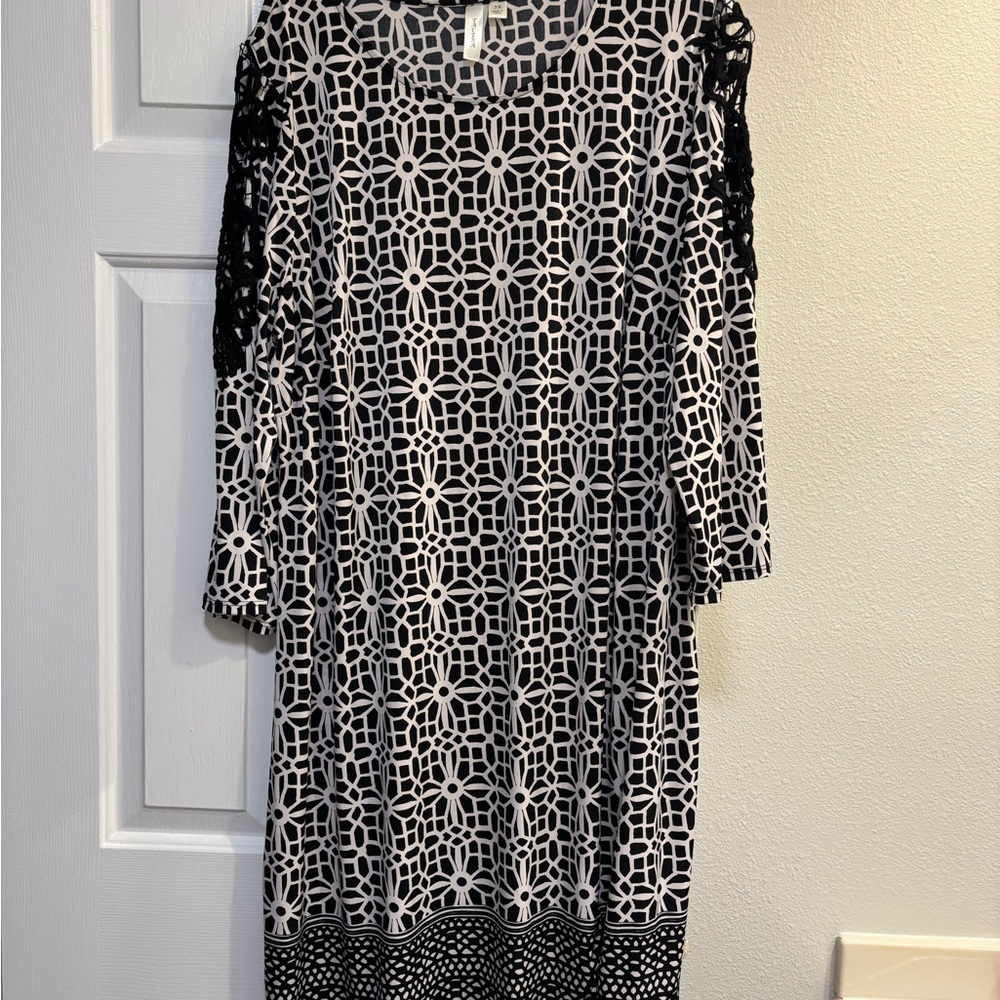 Black and White Geometric Dress